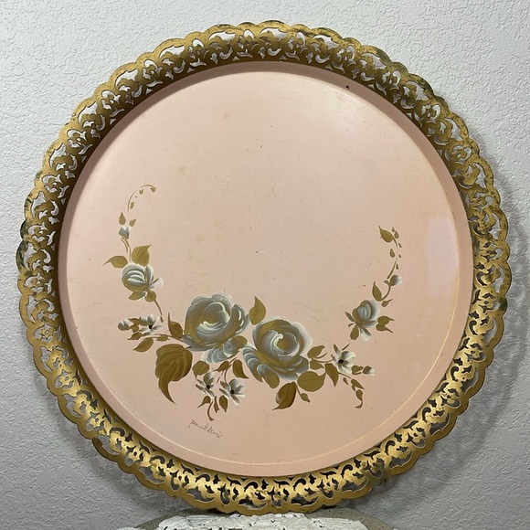 Nashco Hand-painted Blush Pink Shabby Chic Rose Floral Fold Border Tole Tray - Picture 2 of 11